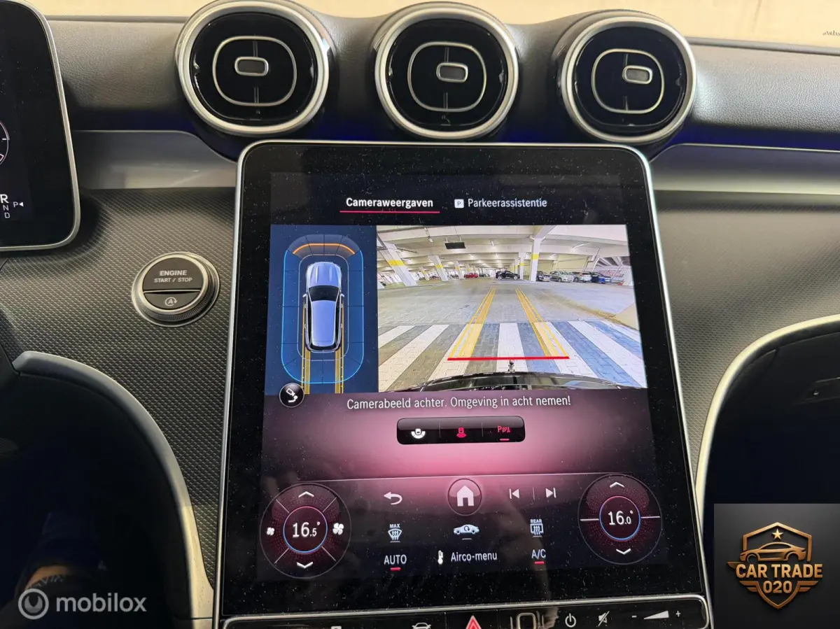 180 CARPLAY|TREKHAAK|SFEER
