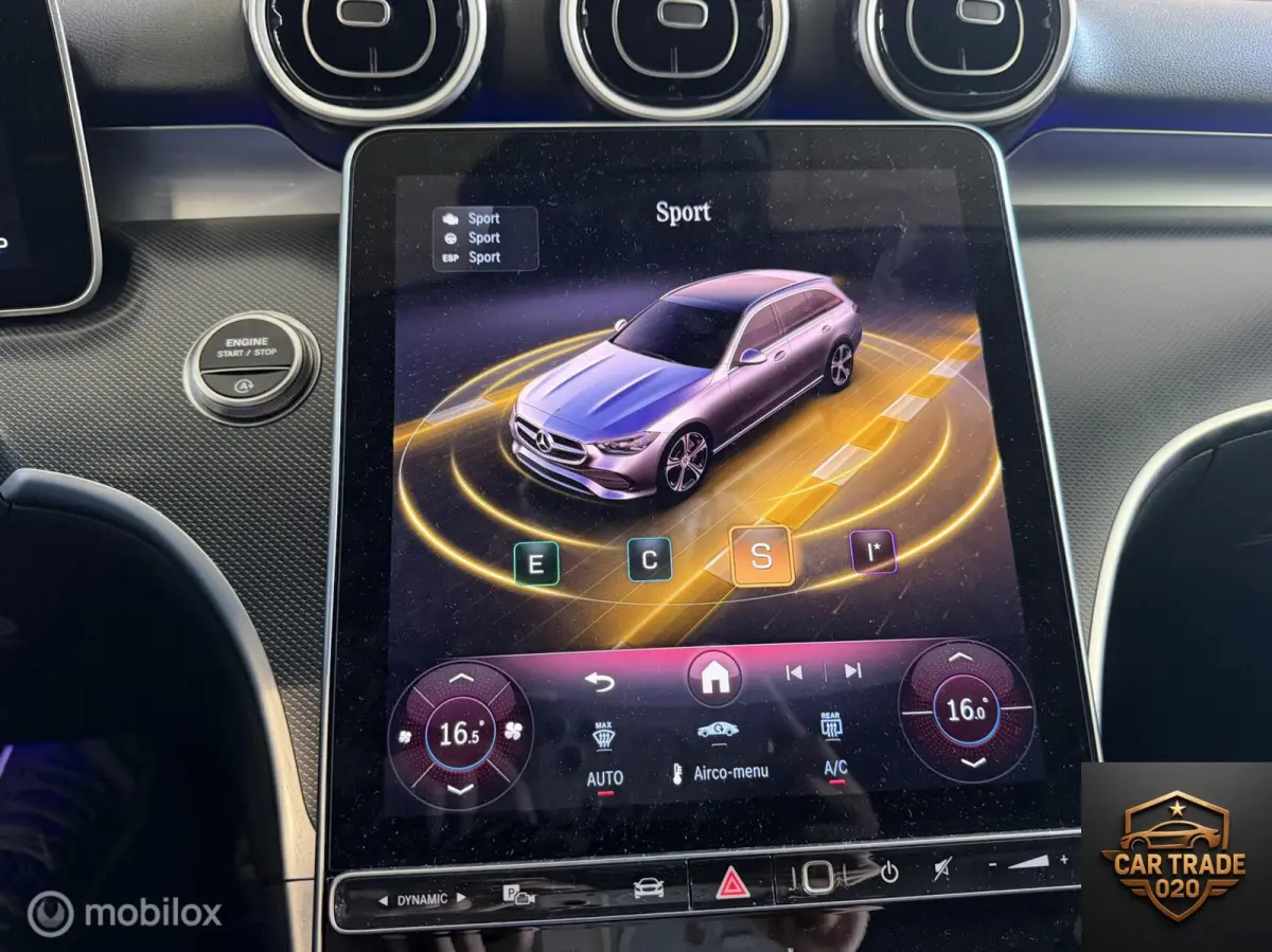 180 CARPLAY|TREKHAAK|SFEER