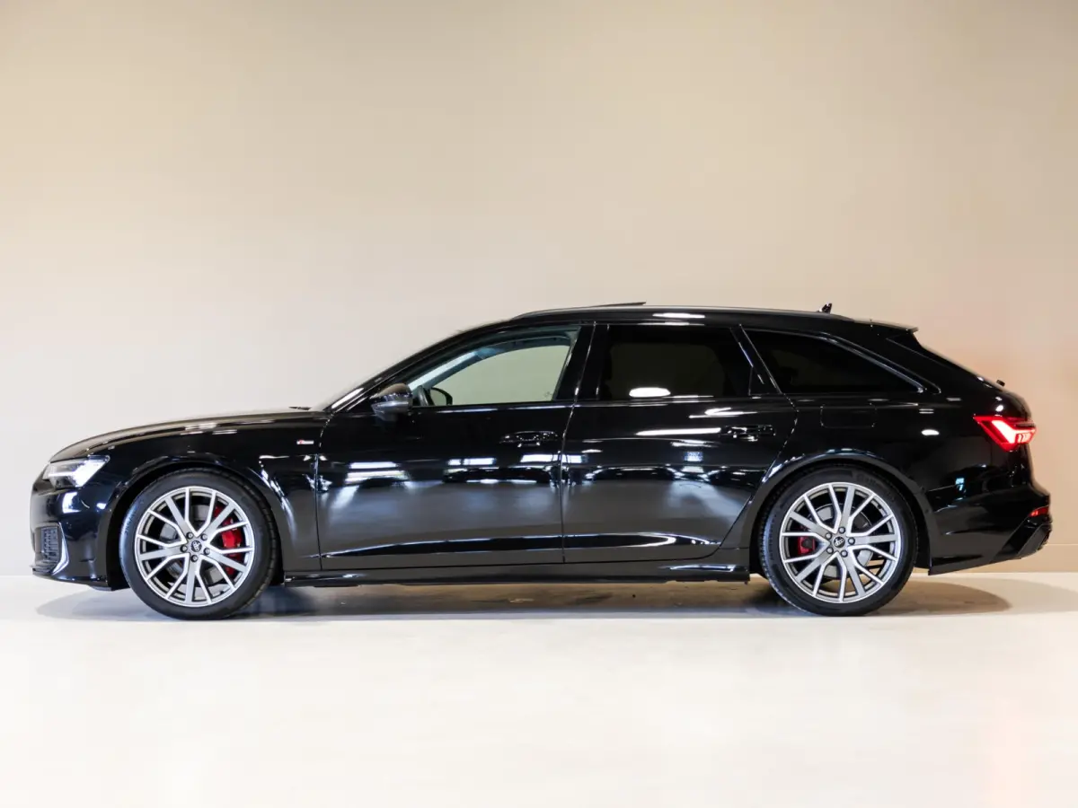 55 TFSI e quattro Pro Line S-Line Competition / 367pk / Panorama dak / Trekhaak / B&O / Rondomzicht camera /