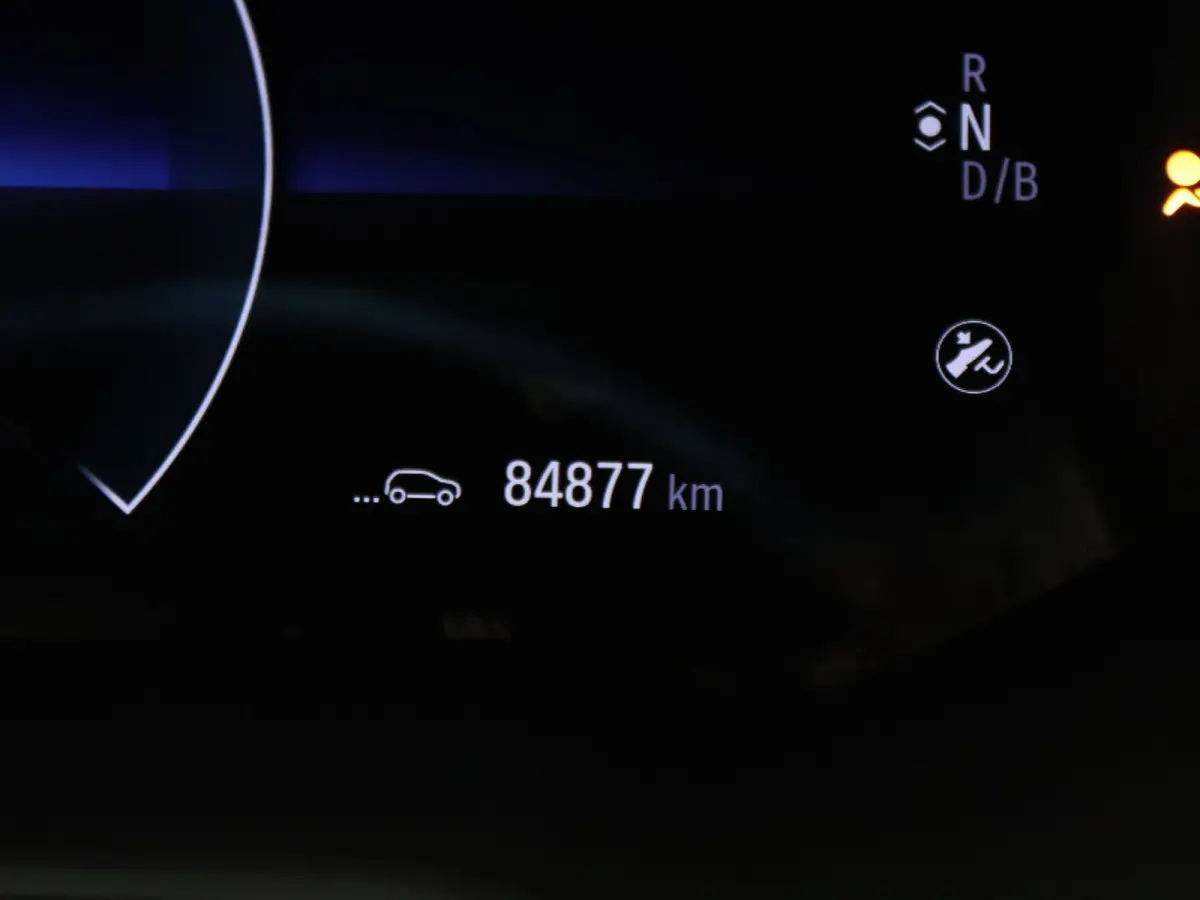 R135 Intens Business 52 kWh KOOPBATTERIJ Apple Carplay/Android Auto | Climate