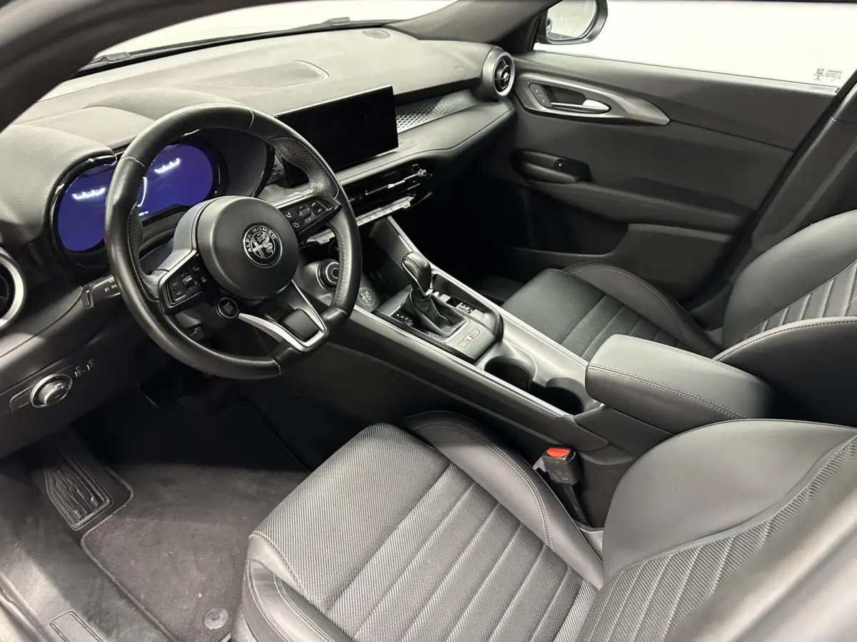 1.5T Hybrid Sprint NAVI CARPLAY LEER ADAPTIEF CRUISE.