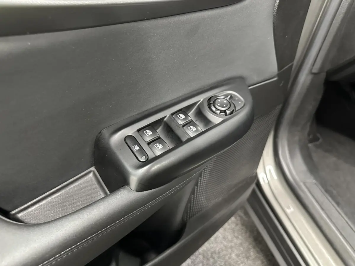 1.5T Hybrid Sprint NAVI CARPLAY LEER ADAPTIEF CRUISE.