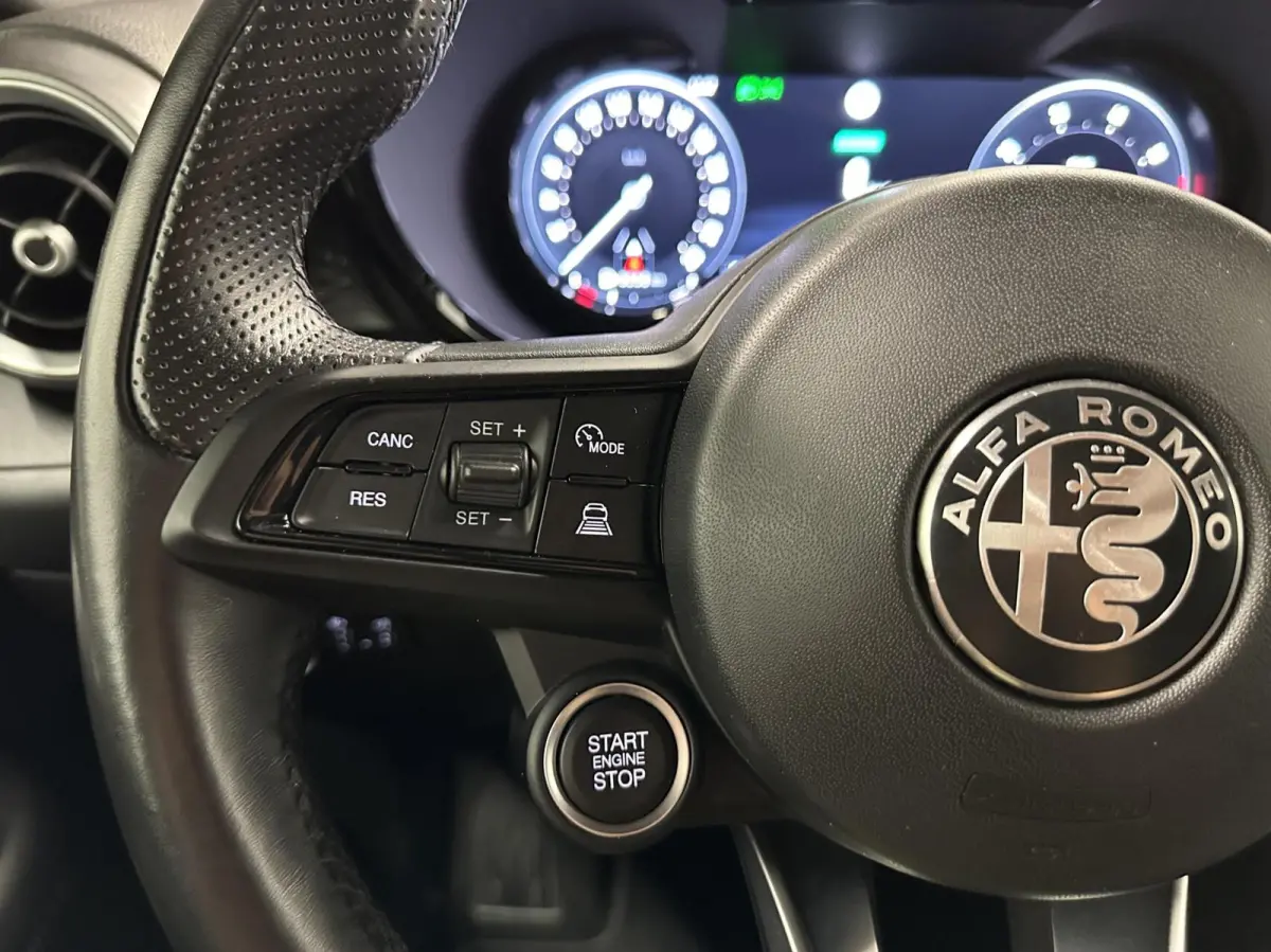 1.5T Hybrid Sprint NAVI CARPLAY LEER ADAPTIEF CRUISE.