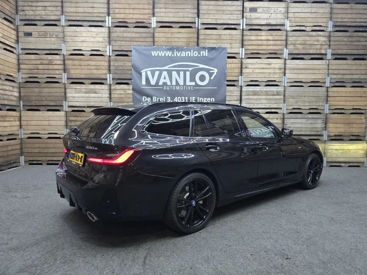 330e xDrive M Sport Pano Leder Widescreen HUD camera Laser 19"LM