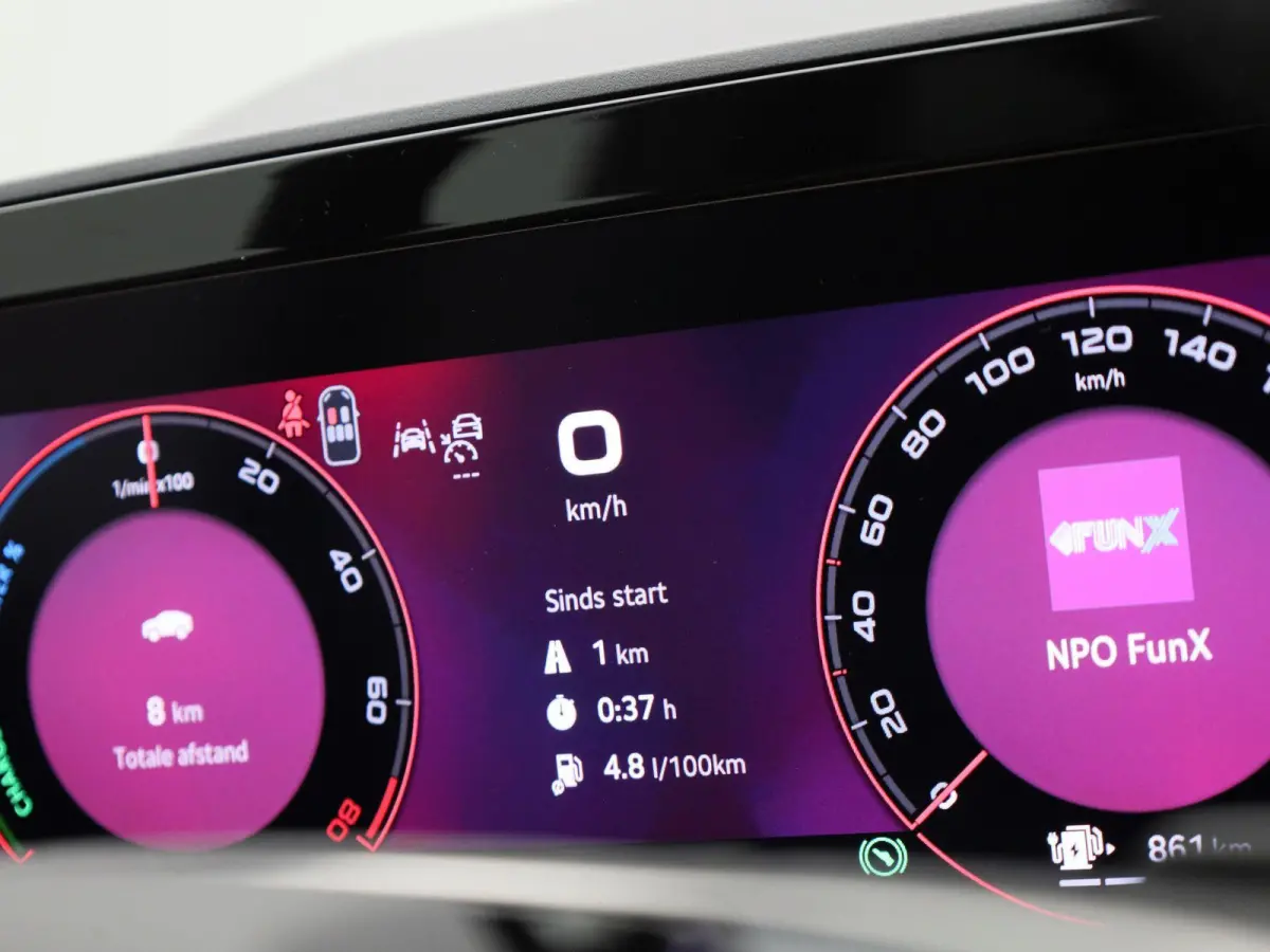 1.5 TSI PHEV Sportline Business 204 PK Automaat | Panormadak | Trekhaak | Canton Geluidssysteem |  Matrix LED Koplampen | Navigatie |  Apple Carplay/Android Auto | Keyless Entry | Climate Co