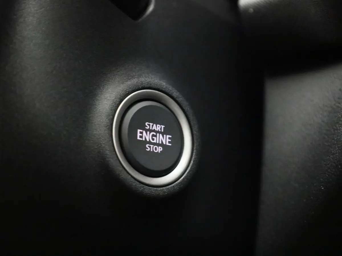 1.5 TSI PHEV Sportline Business 204 PK Automaat | Panormadak | Trekhaak | Canton Geluidssysteem |  Matrix LED Koplampen | Navigatie |  Apple Carplay/Android Auto | Keyless Entry | Climate Co