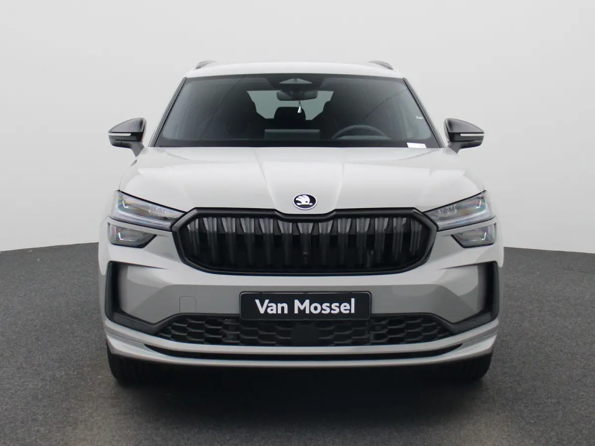 1.5 TSI PHEV Sportline Business 204 PK Automaat | Panormadak | Trekhaak | Canton Geluidssysteem |  Matrix LED Koplampen | Navigatie |  Apple Carplay/Android Auto | Keyless Entry | Climate Co
