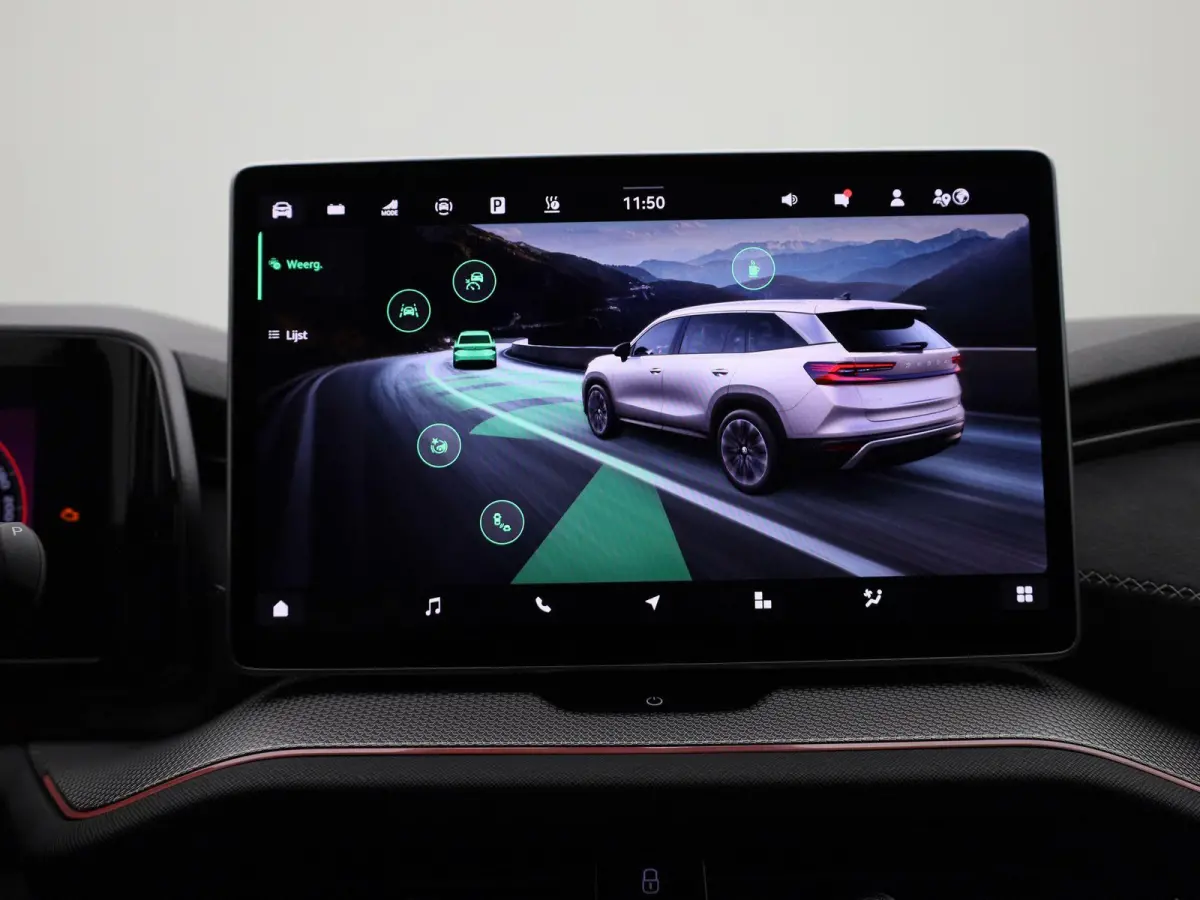 1.5 TSI PHEV Sportline Business 204 PK Automaat | Panormadak | Trekhaak | Canton Geluidssysteem |  Matrix LED Koplampen | Navigatie |  Apple Carplay/Android Auto | Keyless Entry | Climate Co