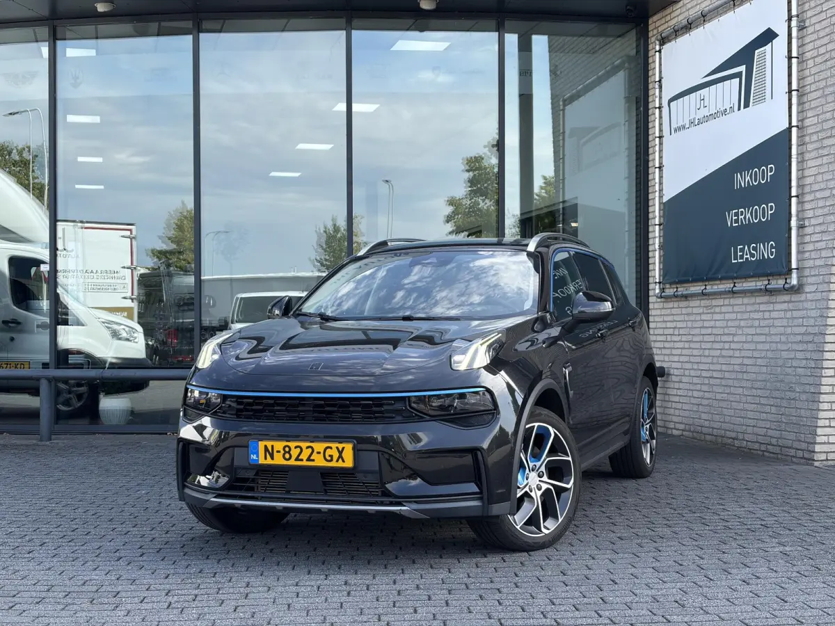 1.5*PLUG-IN*NAVI*PANO*CAM*ACC*CARPLAY*ECC*LED*