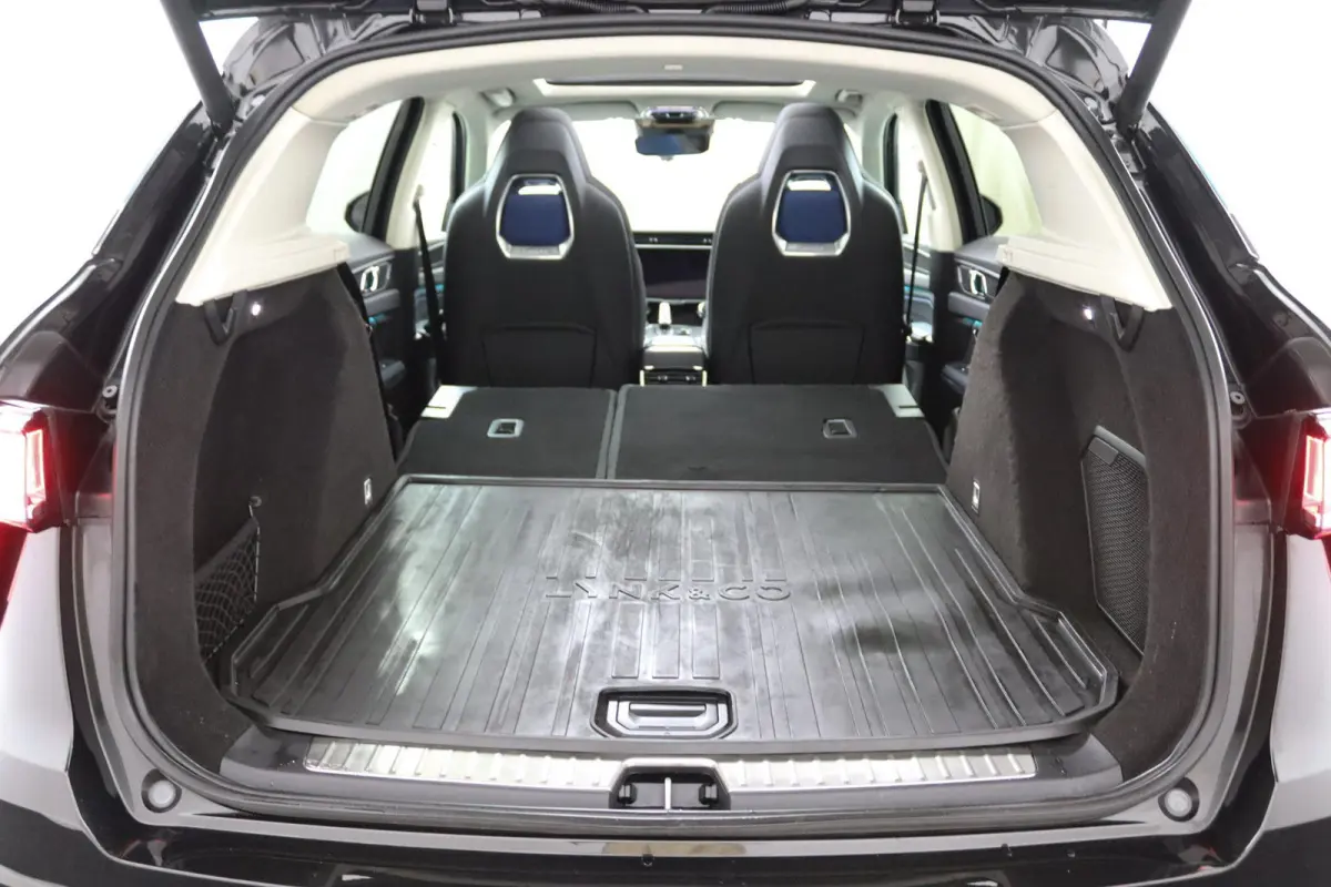 1.5*PLUG-IN*NAVI*PANO*CAM*ACC*CARPLAY*ECC*LED*