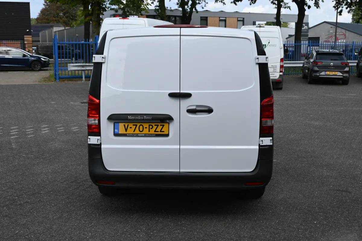 116 CDI L2 Navigatie met camera, Comfort stoel