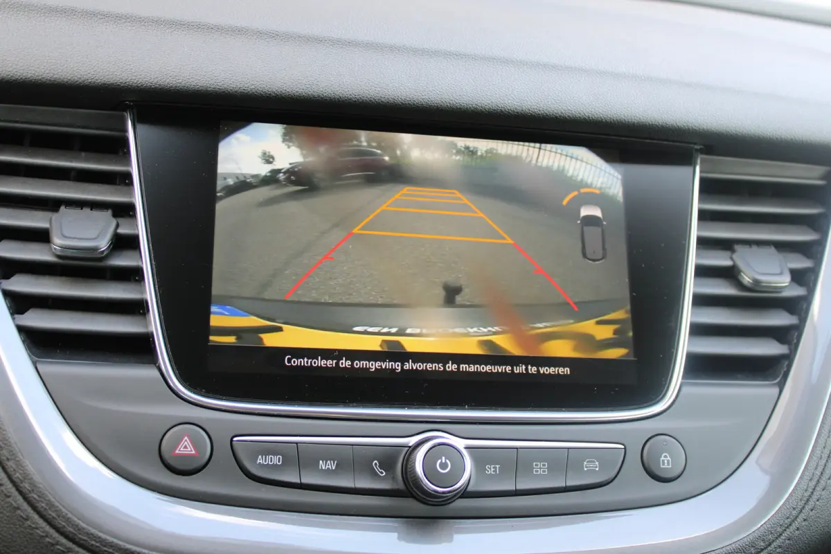 1.2 Turbo Innovation | Navigatie | Camera | AGR | All season | Trekhaak | Parkeersensoren voor + achter |