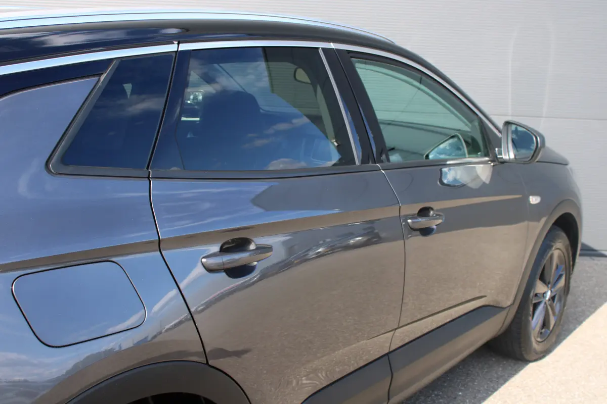 1.2 Turbo Innovation | Navigatie | Camera | AGR | All season | Trekhaak | Parkeersensoren voor + achter |