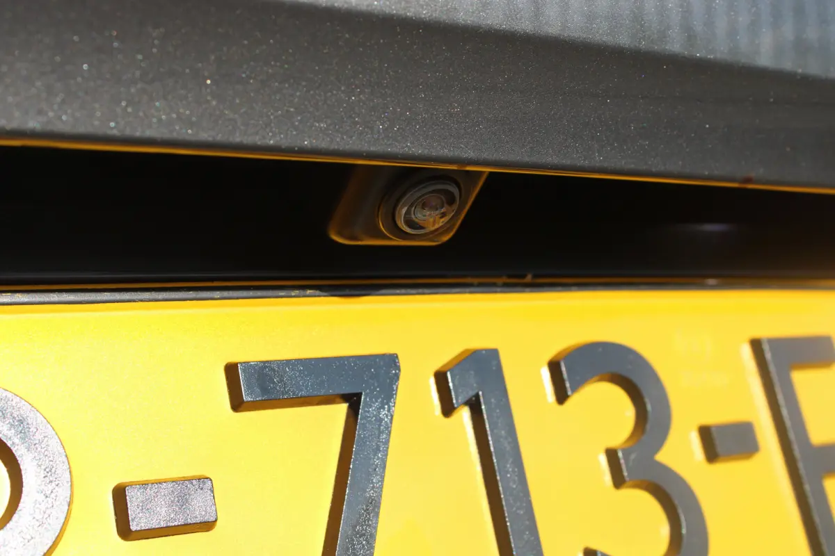 1.2 Turbo Innovation | Navigatie | Camera | AGR | All season | Trekhaak | Parkeersensoren voor + achter |