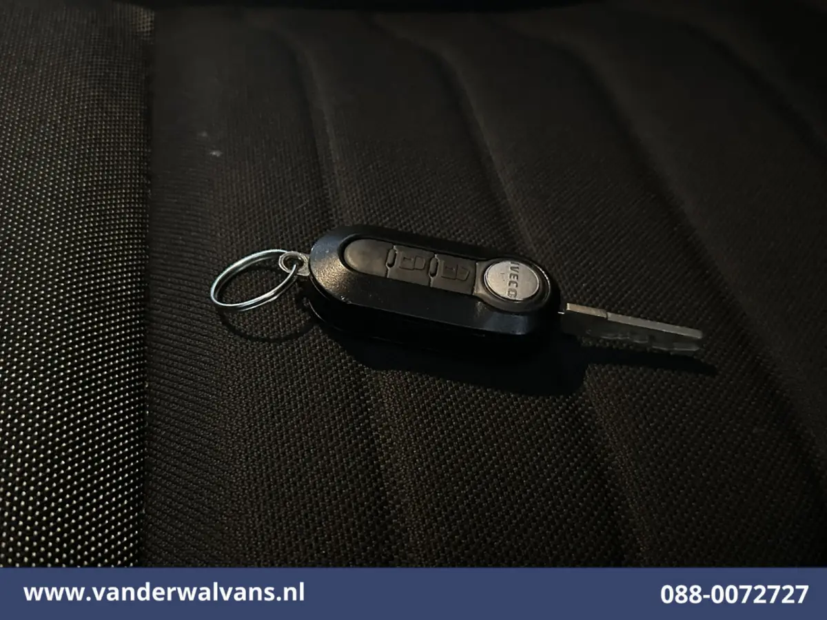 35C16H 157pk Bakwagen Laadklep Dubbel Lucht Euro6 Airco | 1010kg laadvermogen Bijrijdersbank