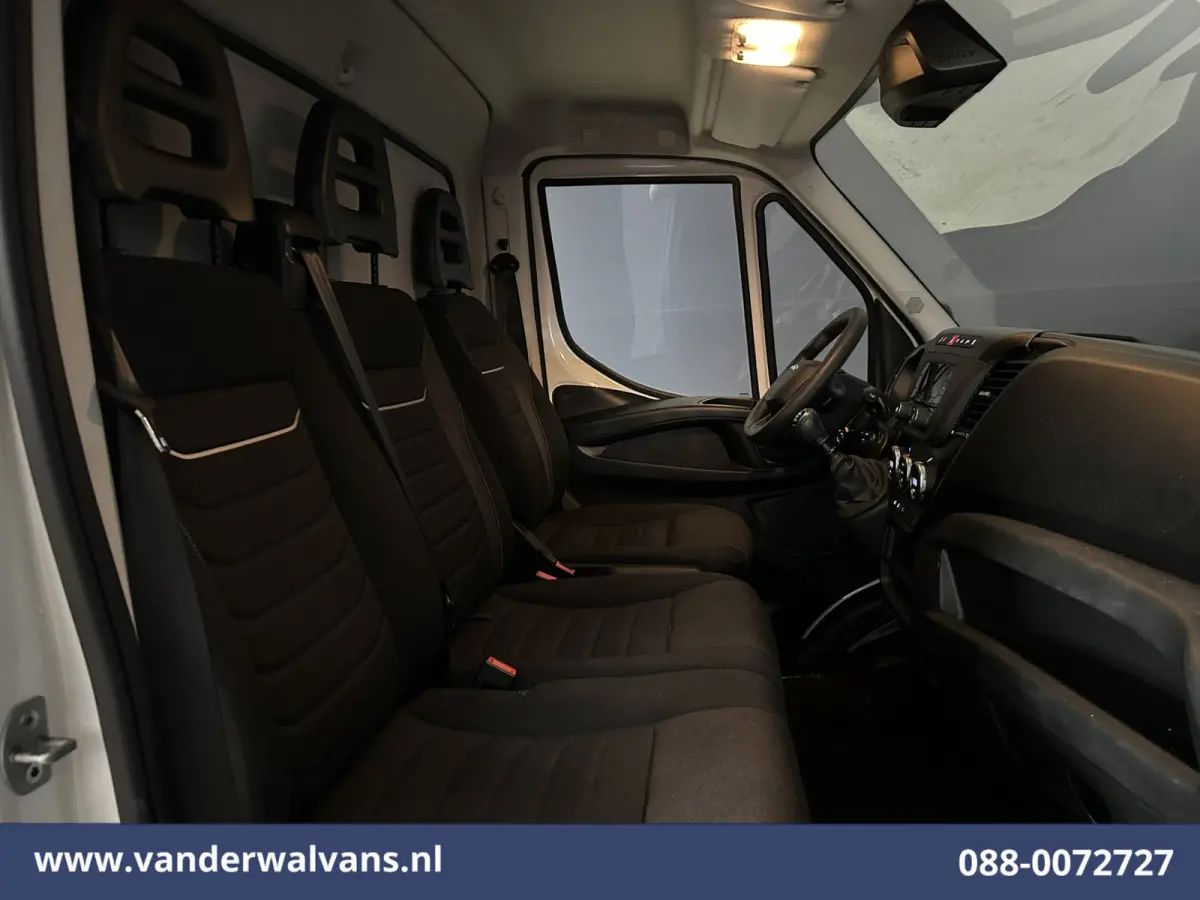 35C16H 157pk Bakwagen Laadklep Dubbel Lucht Euro6 Airco | 1010kg laadvermogen Bijrijdersbank