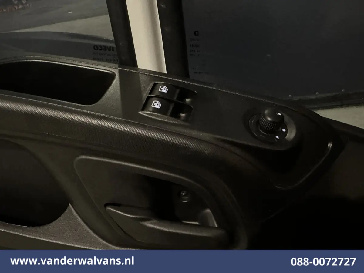35C16H 157pk Bakwagen Laadklep Dubbel Lucht Euro6 Airco | 1010kg laadvermogen Bijrijdersbank