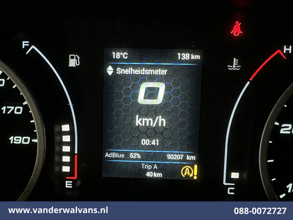 35C16H 157pk Bakwagen Laadklep Dubbel Lucht Euro6 Airco | 1010kg laadvermogen Bijrijdersbank