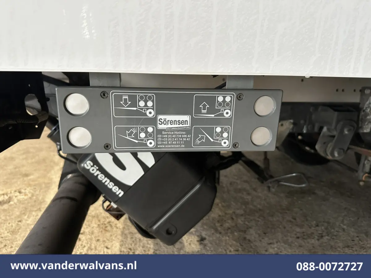 35C16H 157pk Bakwagen Laadklep Dubbel Lucht Euro6 Airco | 1010kg laadvermogen Bijrijdersbank