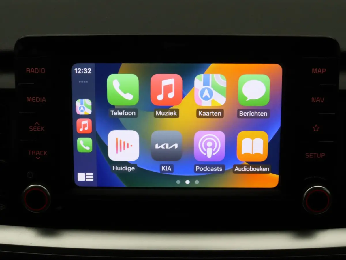 120pk T-GDi ComfortPlusLine Navigator Apple Carplay/Android Auto | Airco