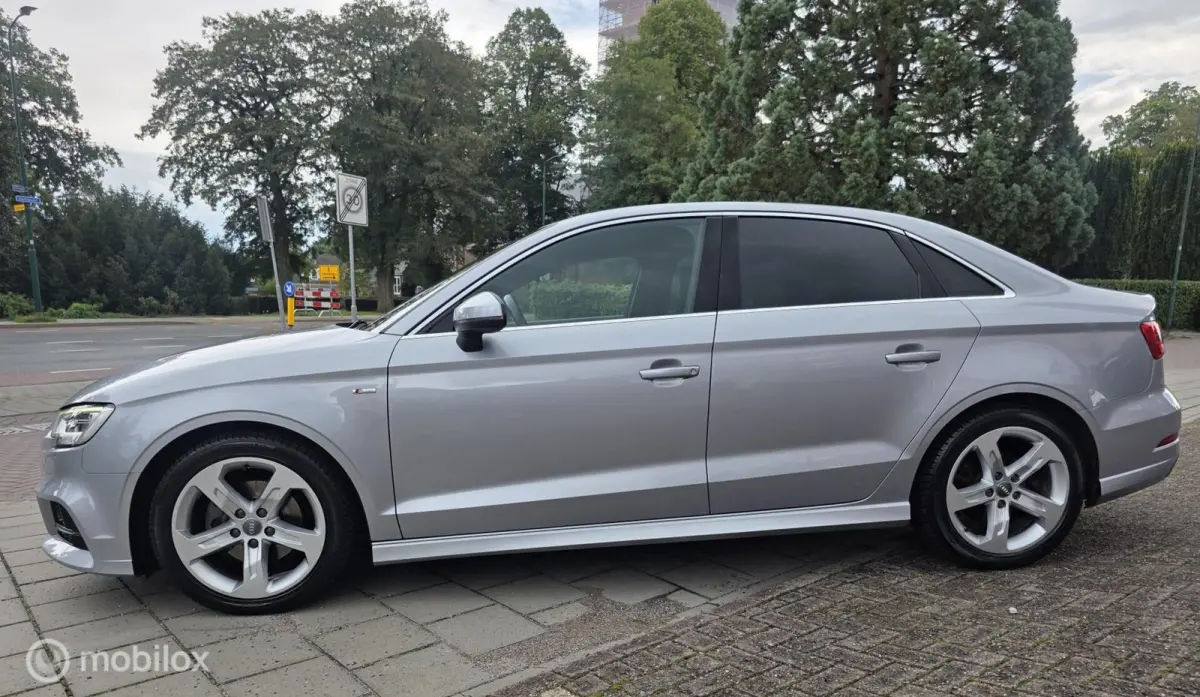 1.0 TFSI Sport S Line Edition Incl.APK+Afleveringsbeurt