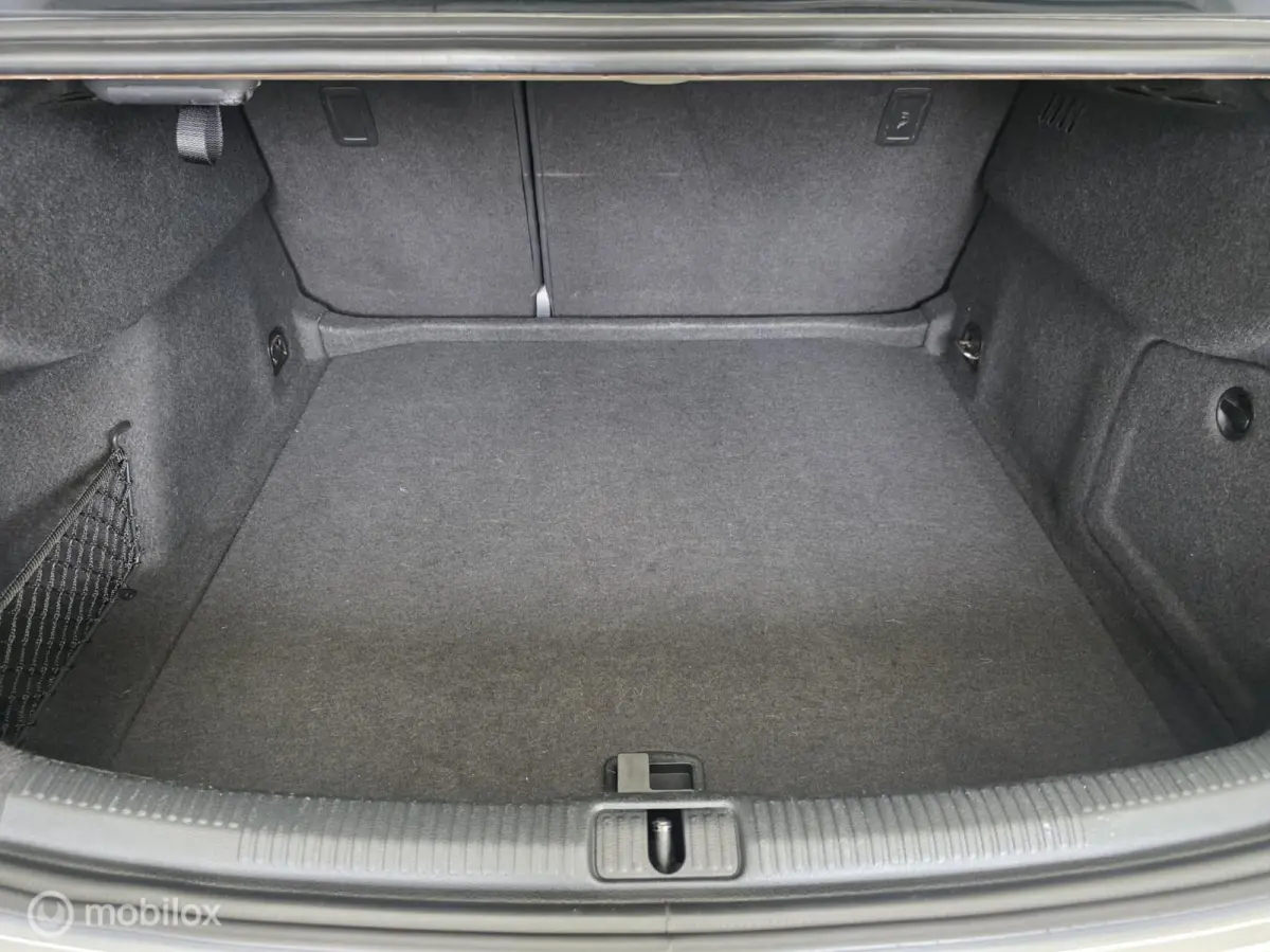 1.0 TFSI Sport S Line Edition Incl.APK+Afleveringsbeurt