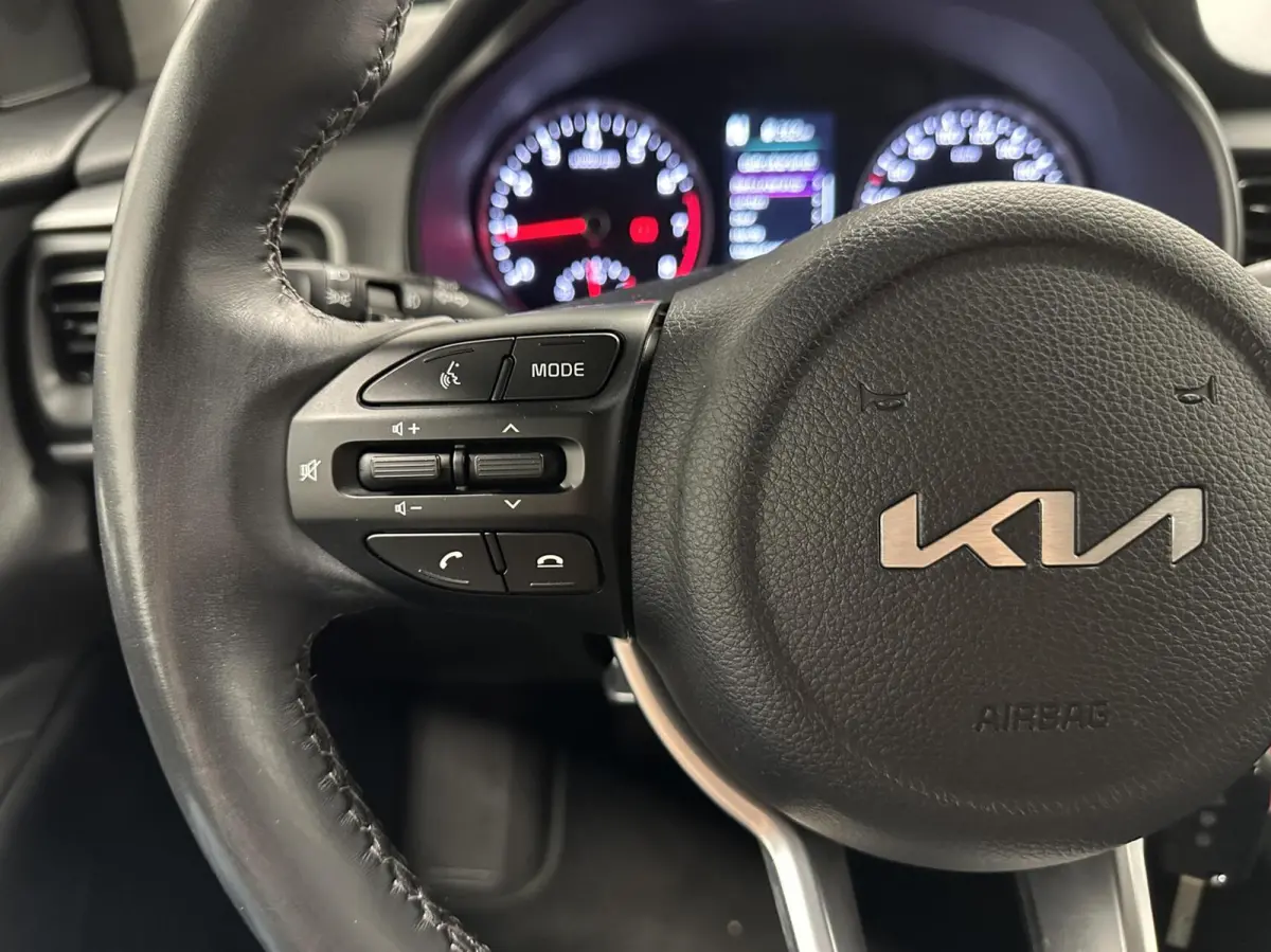 1.0 T-GDi MHEV DynamicLine CARPLAY NAVI CRUISE 42000 KM.