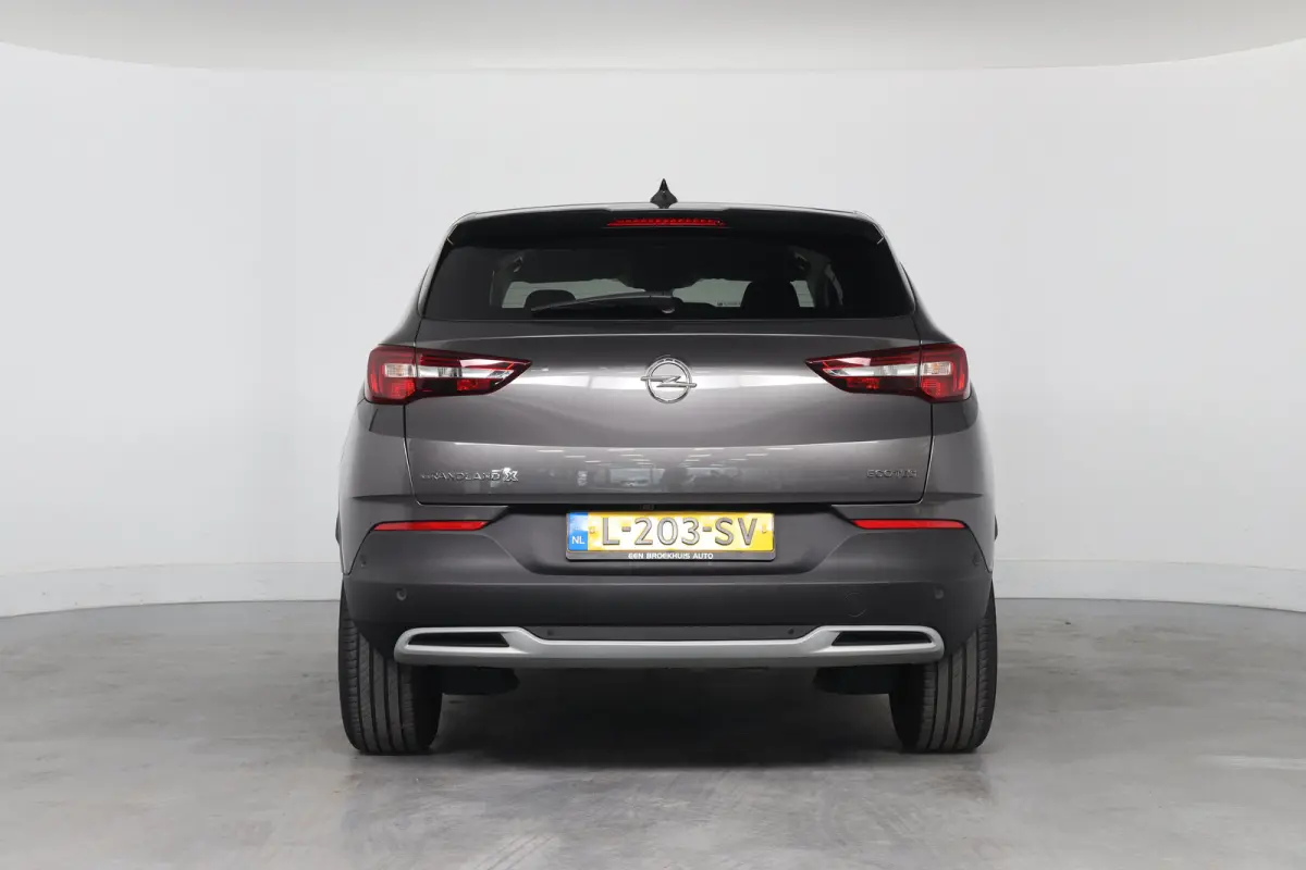 1.2 Turbo Innovation | Elektrische Kofferklep | AGR | Dodehoek | Keyless | Camera | Parkeersensoren | Navigatie | Apple Carplay & Android Auto |