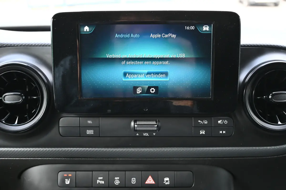 110 CDI L1 Pro 3 Zitplaatsen, Apple Carplay/Android Auto