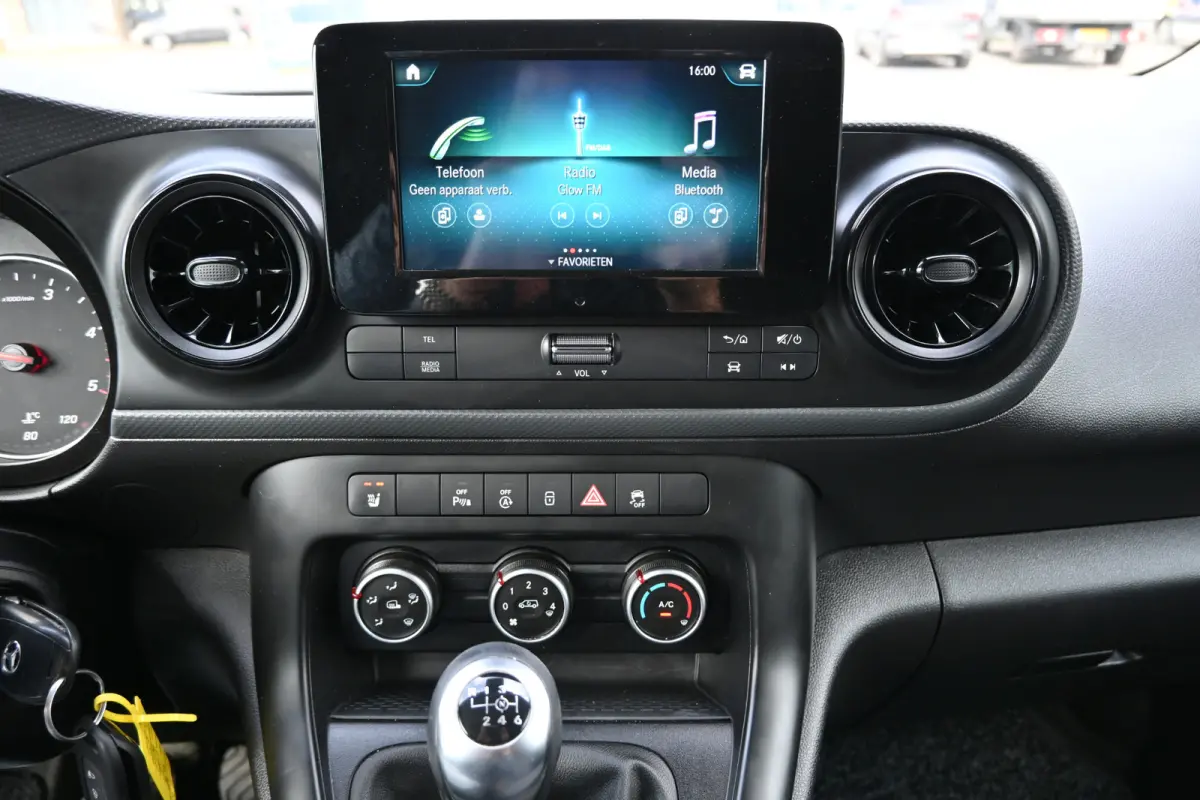 110 CDI L1 Pro 3 Zitplaatsen, Apple Carplay/Android Auto
