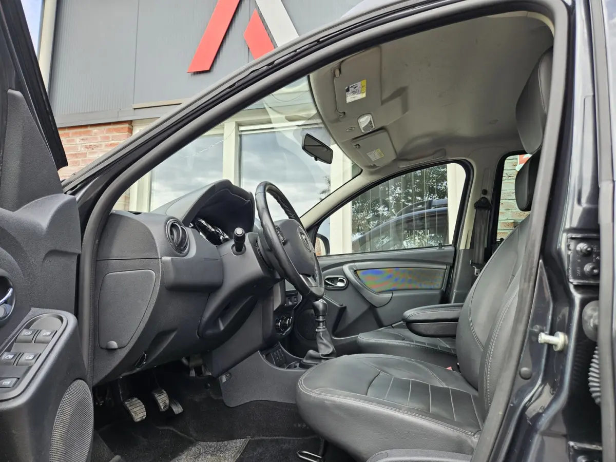 1.2 TCe 4x2 Prestige Airco! Cruise Control! NAP! Camera! Navigatie! PDC!