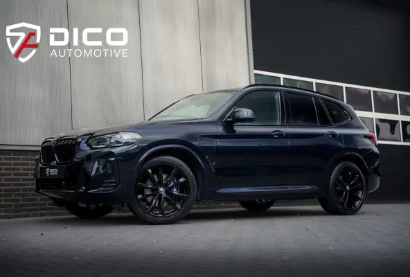 xDrive30e 292 pk High Executive M-Sport / BTW-Auto/ Pano-Dak/ H&K/ Head-Up/ ACC/ Keyless/ Camera/ M-Stoel/ Memory/ Stoelverw./ 20'' LMV