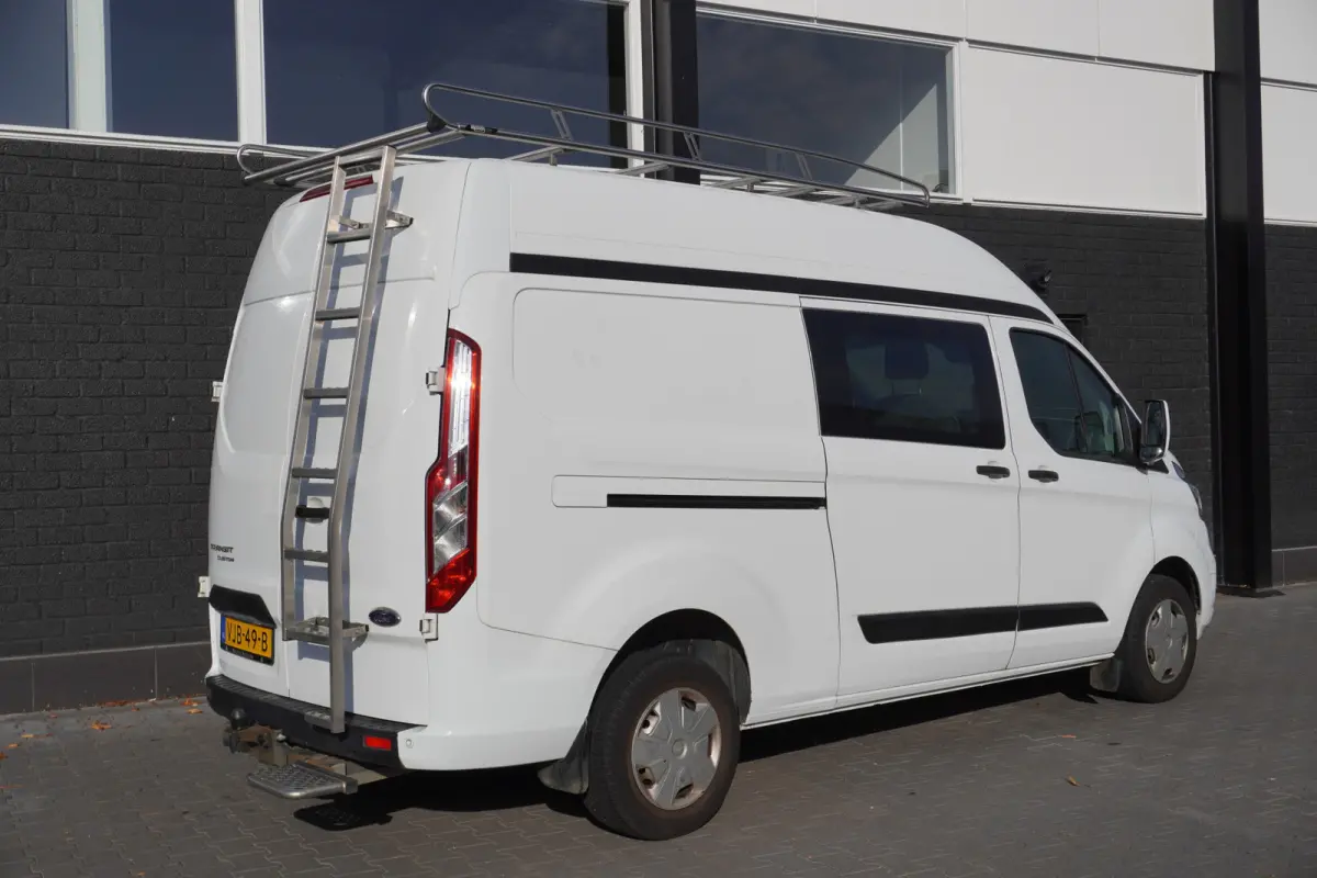 2.0 TDCI Dubbel Cabine L2H2 EURO 6 - Airco - Cruise - PDC - €19.900,- Excl.