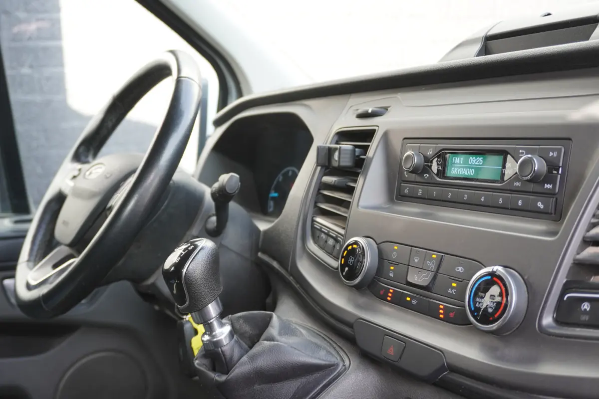 2.0 TDCI Dubbel Cabine L2H2 EURO 6 - Airco - Cruise - PDC - €19.900,- Excl.
