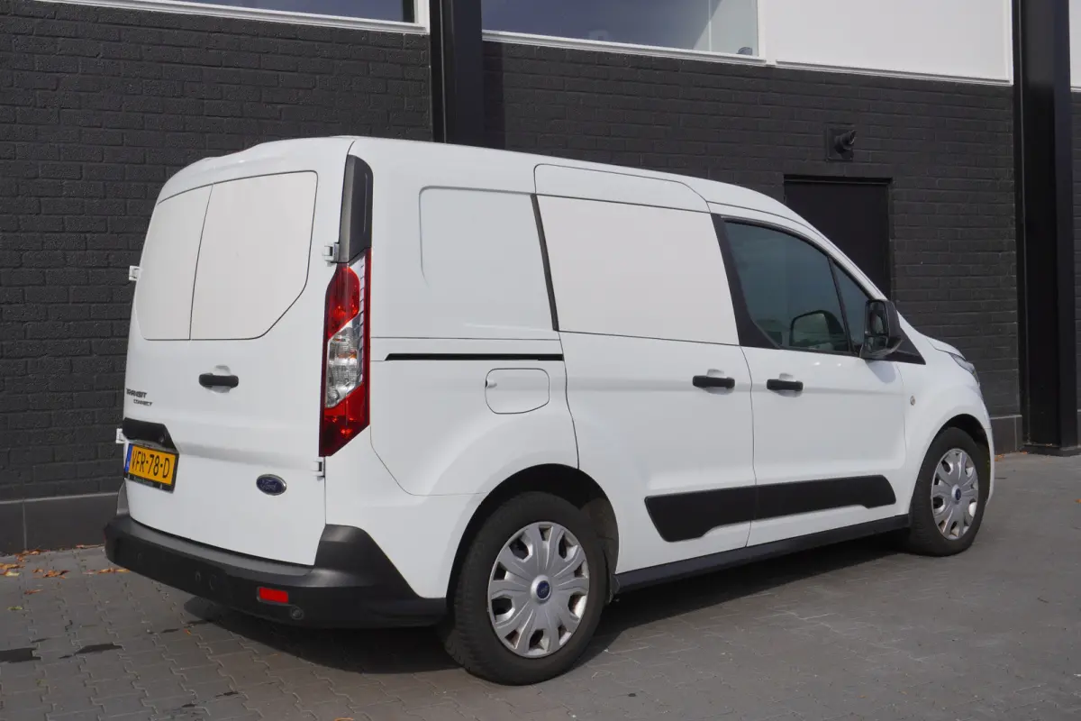 1.5 EcoBlue 100PK Automaat EURO 6 - Airco - Navi - Cruise - €11.950,- Excl.