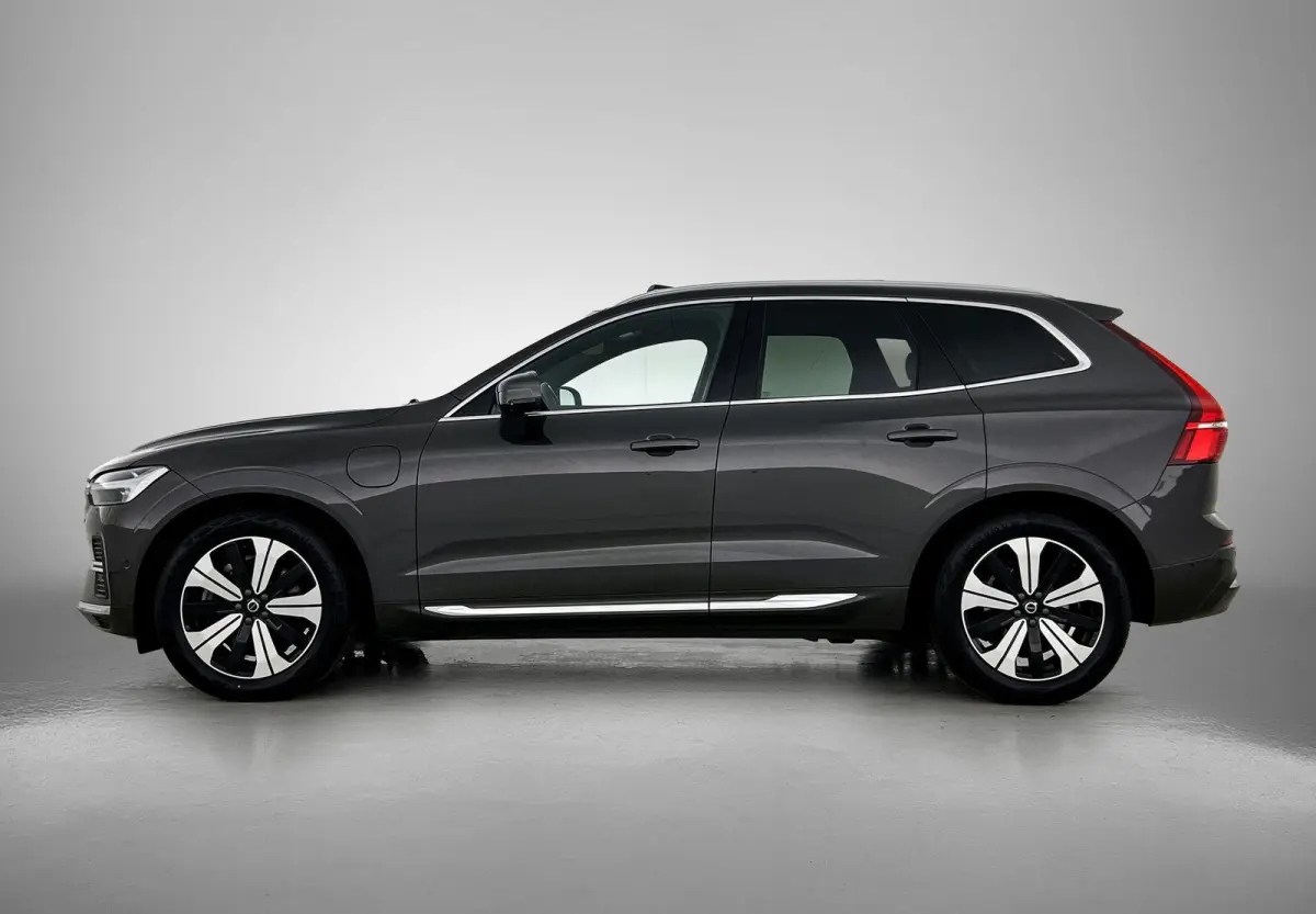 2.0 T6 Plug-in hybrid AWD Plus Bright 350 PK | Navigatie | Airco |Apple Carplay & Android Auto | Stoelverwarming | Elektrisch verstelbare stoelen met geheugenfunctie | Panoramadak |