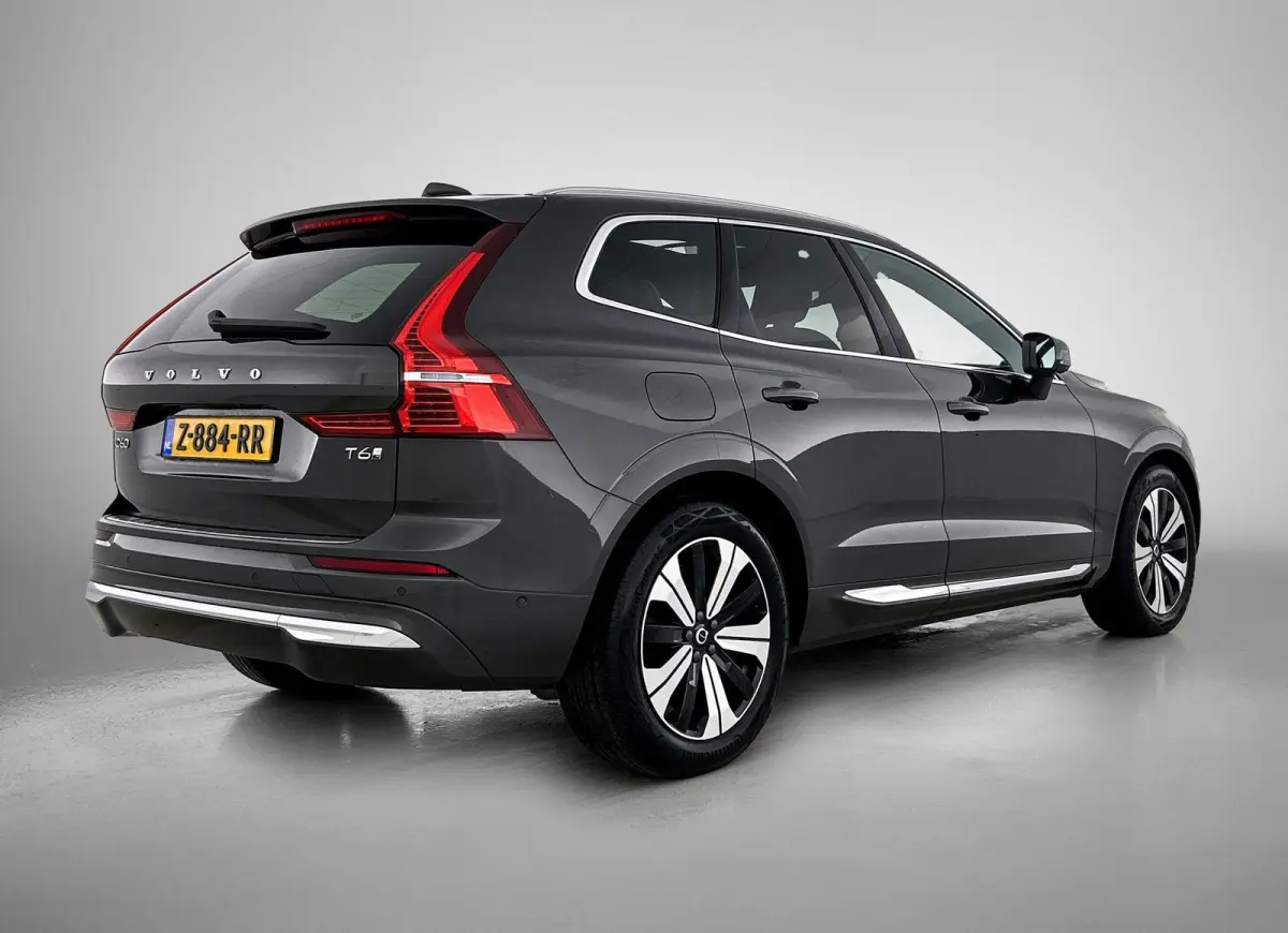 2.0 T6 Plug-in hybrid AWD Plus Bright 350 PK | Navigatie | Airco |Apple Carplay & Android Auto | Stoelverwarming | Elektrisch verstelbare stoelen met geheugenfunctie | Panoramadak |