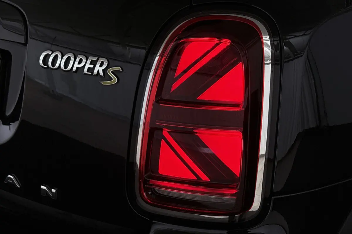 1.5 Cooper ALL4 Panoramadak Harman Kardon Head-Up Stoelverwarming
