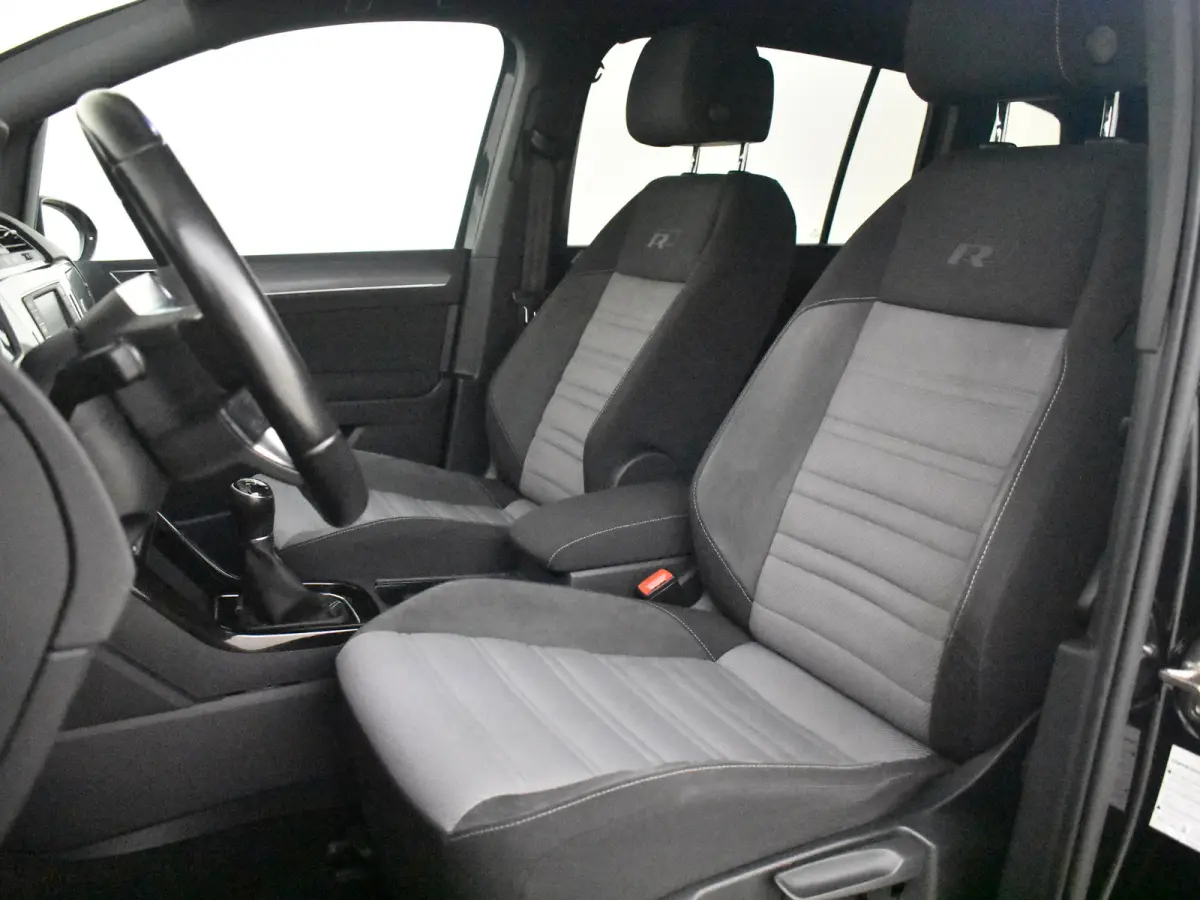 1.4 TSI Highline Business R 150 PK | Trekhaak | Achteruitrijcamera | Keyless | PDC | Elektr achterklep | Climate contr | Cruise contr adapt | Navigatie | Stoelverwarming | 17"LMV