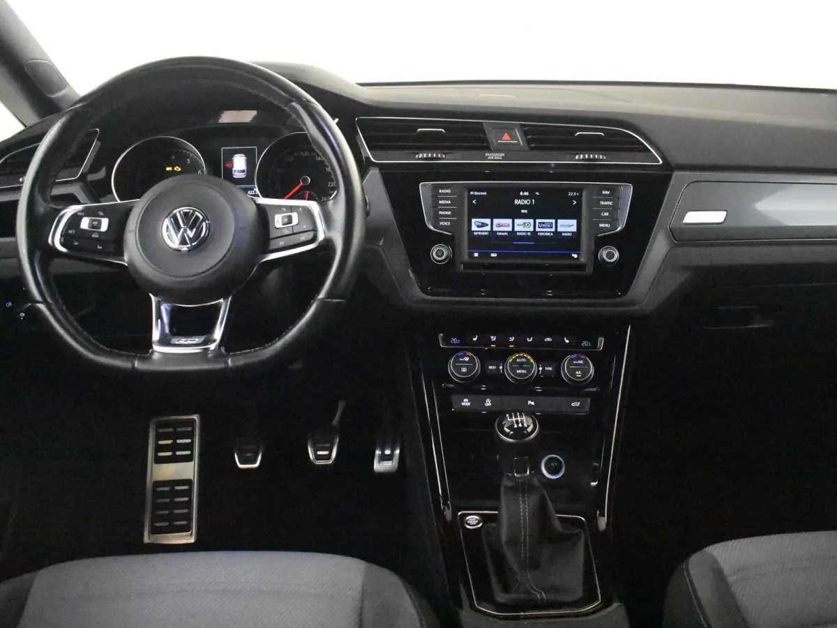 1.4 TSI Highline Business R 150 PK | Trekhaak | Achteruitrijcamera | Keyless | PDC | Elektr achterklep | Climate contr | Cruise contr adapt | Navigatie | Stoelverwarming | 17"LMV