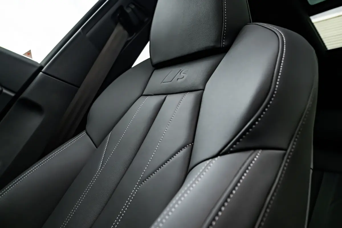 S edition 83 kWh / 252 pk | Adaptive air suspension | Adaptive cruise control | Audi sound system