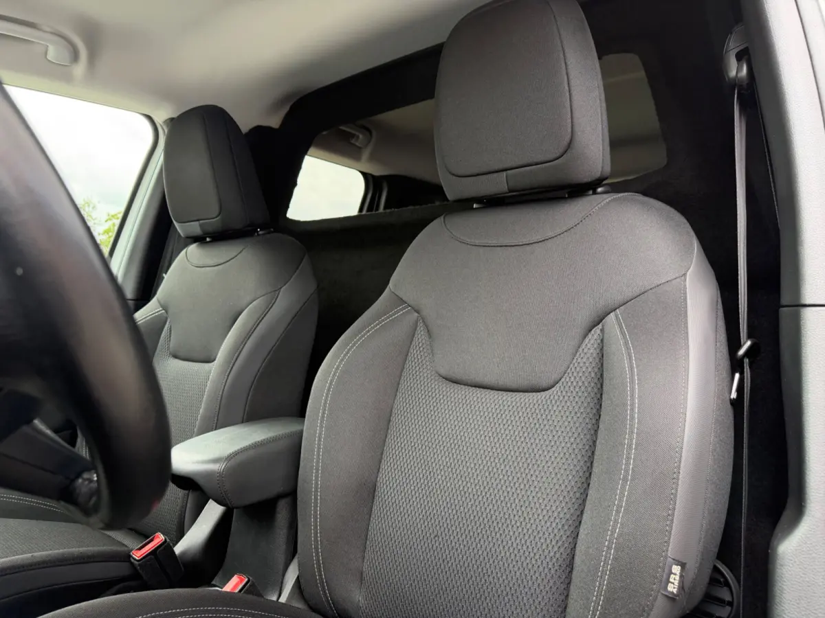 1.4 140pk Limited, Bedrijfswagen, CarPlay, Xenon, NAP, KeyLess