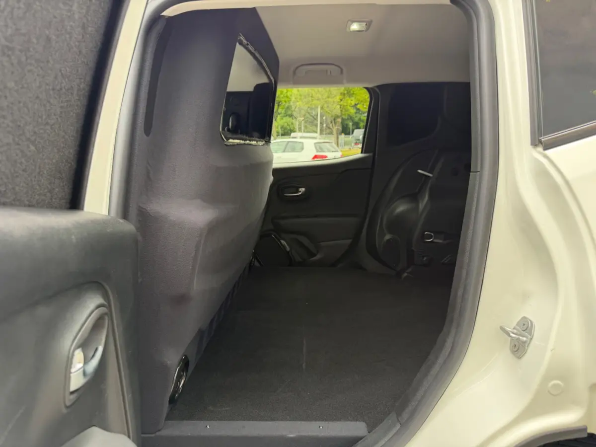 1.4 140pk Limited, Bedrijfswagen, CarPlay, Xenon, NAP, KeyLess