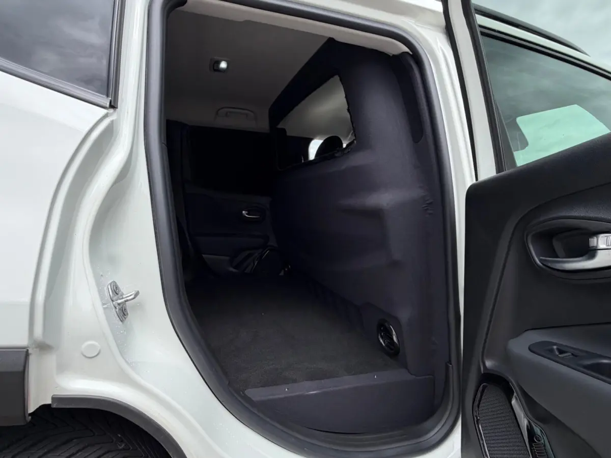 1.4 140pk Limited, Bedrijfswagen, CarPlay, Xenon, NAP, KeyLess