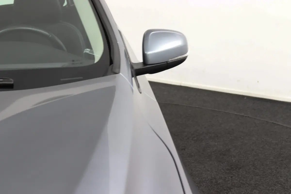 2.0 T3 Nordic+ | Stoelverwarming | Trekhaak | LED | Parkeersensoren Achter |
