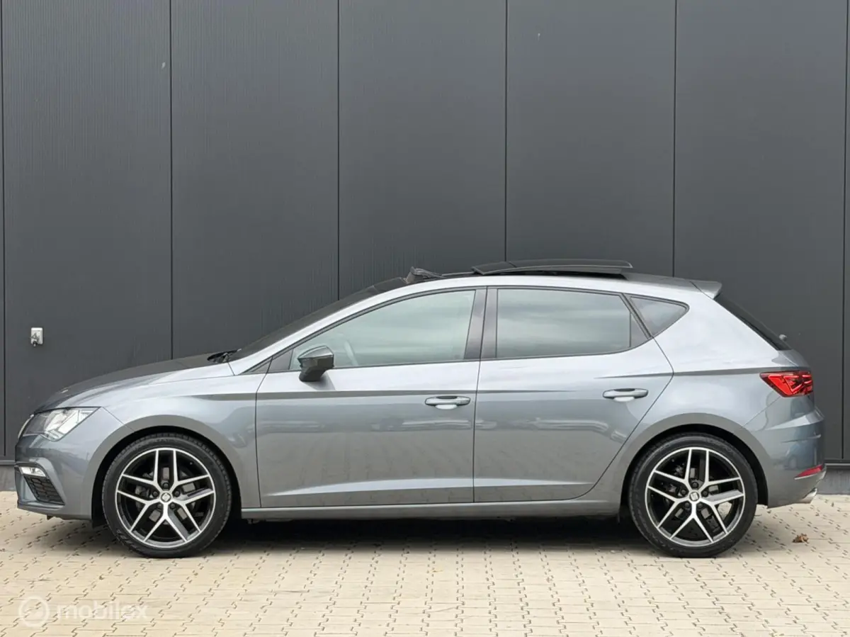 1.4 TSI FR Business Intense | PANO | NAVI | CARPLAY |