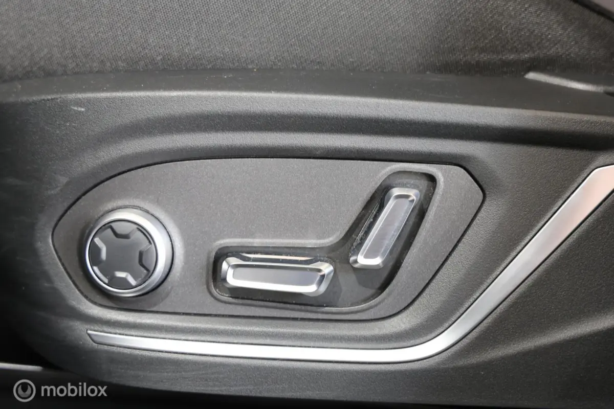 1.5 - Trekhaak - Pano - Carplay