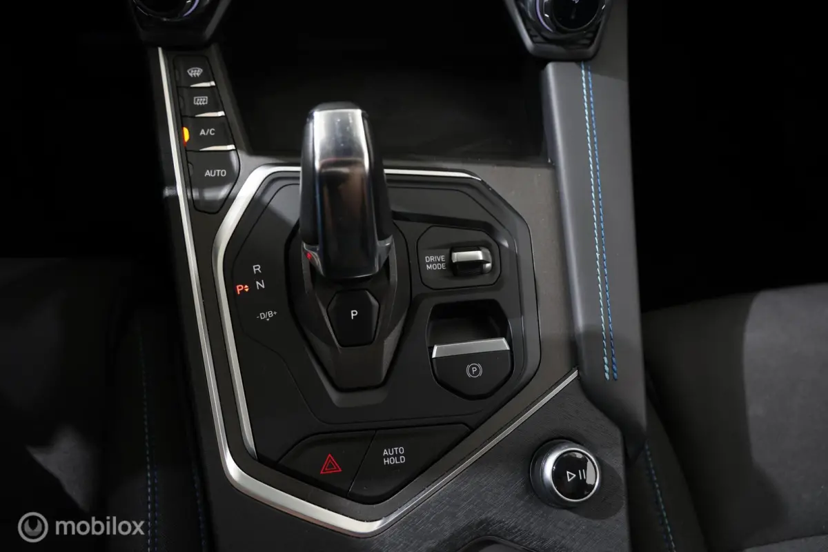 1.5 - Trekhaak - Pano - Carplay