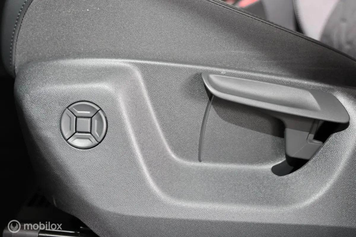 1.5 eTSI - Trekhaak elektrisch - Carplay - 360 Camera
