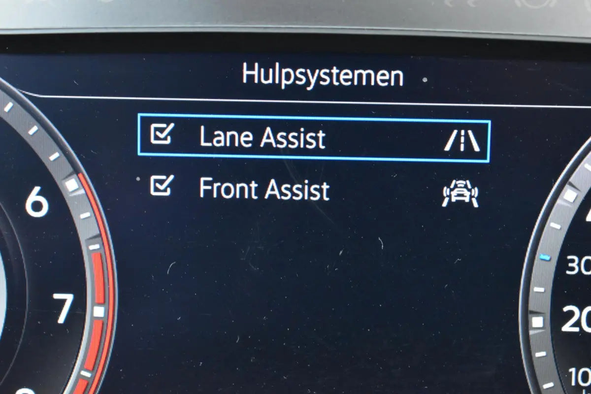 1.4 TSI ACT Comfortline Business Pano Memory 360C Lane ACC